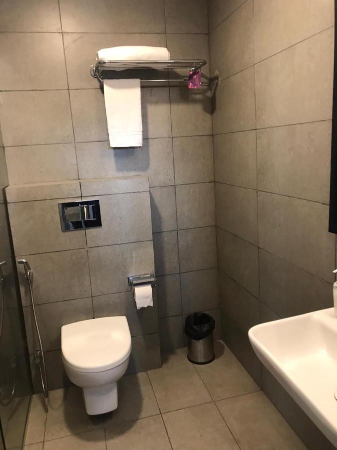 Hotel Aarkay Palace Badarpur エクステリア 写真